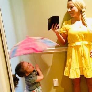 Meet your Posher, Kay